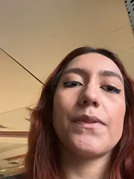 Eveeelyn25 online show from 02/01/26, 09:57