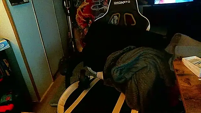 Snapshot of watchmegamer chatting on 11/28/25, 02:20 watchmegamer online show from 11/28/25, 02:20