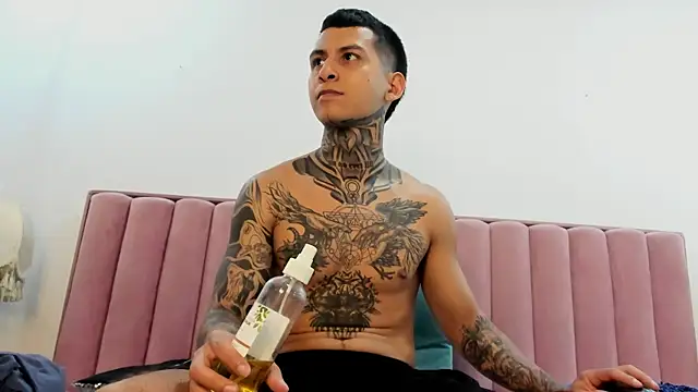 Andrew sanders68 online show from 12/21/25, 03:46