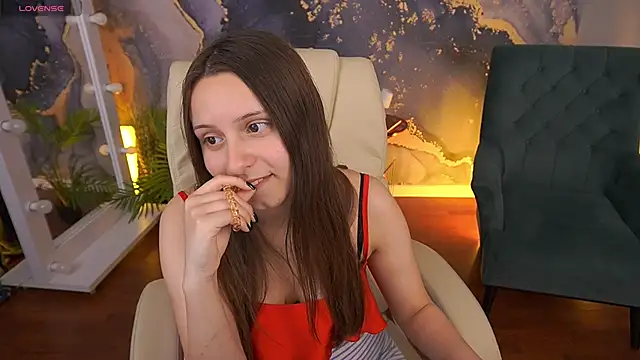 TinyNatalie online show from 05/20/26, 12:55