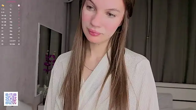 NeliaVandresar online show from 12/18/25, 04:18