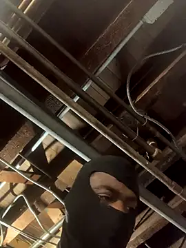 BlackWood777777 online show from 11/26/25, 08:48