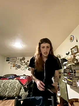 Snapshot of ashtrayhaterz chatting on 11/26/25, 04:35 ashtrayhaterz online show from 11/26/25, 04:35