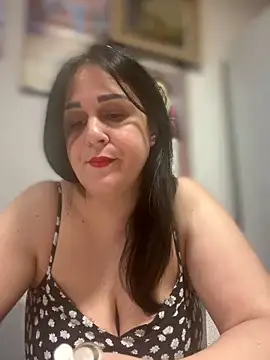 Snapshot of Mary_kansas_bbw chatting on 03/03/26, 04:35 Mary kansas bbw online show from 03/03/26, 04:35