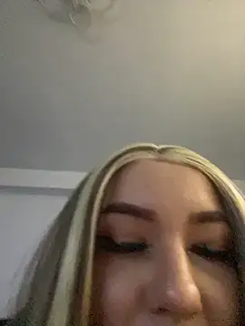 JasminInk online show from 12/04/25, 10:07