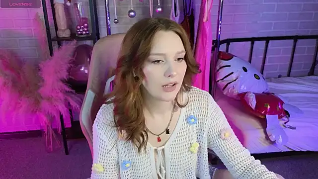 Ginger Kristin online show from 12/14/25, 08:20