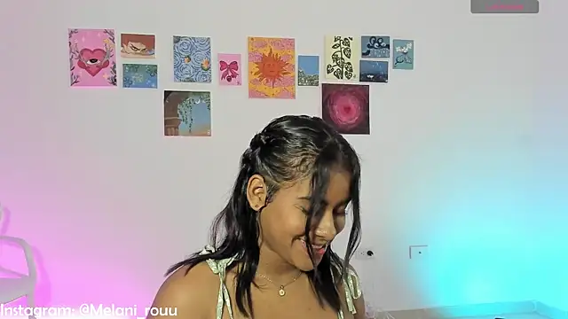 Snapshot of melrousses chatting on 11/29/25, 08:12 melrousses online show from 11/29/25, 08:12