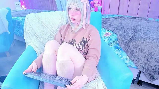 AkiraKurosei online show from 05/17/26, 06:00
