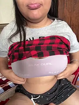 Snapshot of DivyaSharma999 chatting on 11/24/25, 07:30 DivyaSharma999 online show from 11/24/25, 07:30