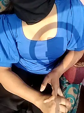 Snapshot of kisme69x chatting on 12/22/25, 08:55 kisme69x online show from 12/22/25, 08:55