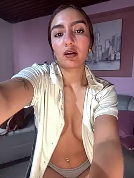 Snapshot of ZoeJohnson_Pink chatting on 11/28/25, 12:41 ZoeJohnson Pink online show from 11/28/25, 12:41