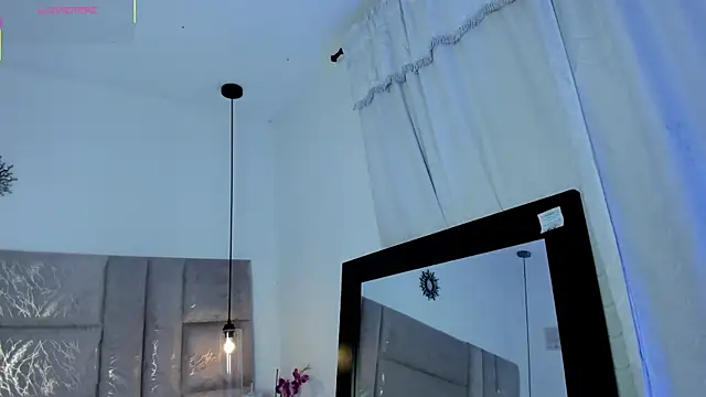 Snapshot of Ambar85 chatting on 01/19/26, 03:21 Ambar85 online show from 01/19/26, 03:21