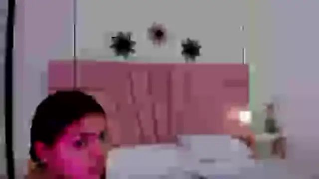 Snapshot of Ambar85 chatting on 02/26/26, 11:20 Ambar85 online show from 02/26/26, 11:20