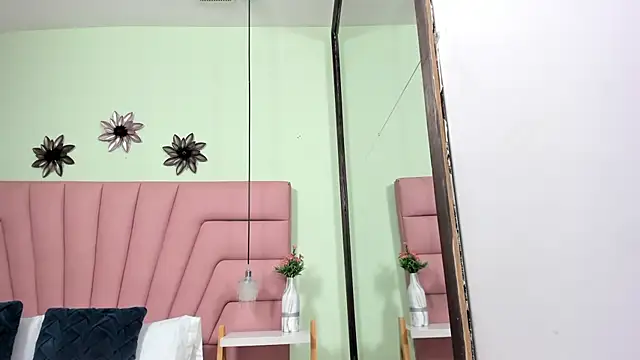 Snapshot of Ambar85 chatting on 03/02/26, 11:06 Ambar85 online show from 03/02/26, 11:06