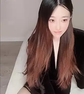 clara-cc online show from 02/11/26, 01:38