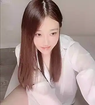 clara-cc online show from 03/08/26, 03:27