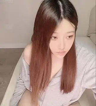 Snapshot of clara-cc chatting on 06/18/26, 01:48 clara-cc online show from 06/18/26, 01:48