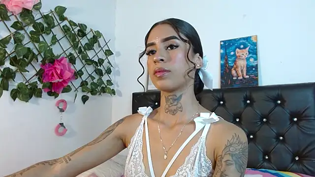 Snapshot of Ameliejoness_ chatting on 02/12/26, 06:36 Ameliejoness online show from 02/12/26, 06:36