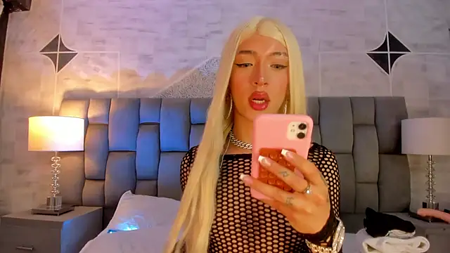 DeboraCopper online show from 03/19/26, 11:42