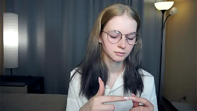 ToyaPletz online show from 12/01/25, 05:29