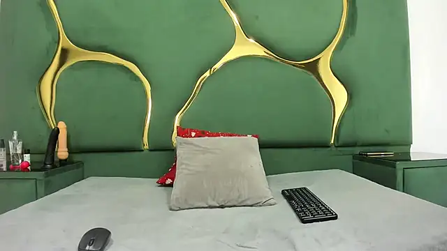 RoxanneBloom online show from 03/14/26, 04:07