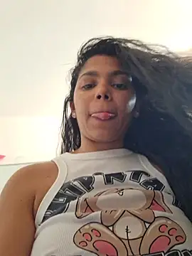 Snapshot of Mia_Rosex chatting on 12/13/25, 07:53 Mia Rosex online show from 12/13/25, 07:53