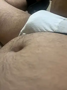 Snapshot of 19033mmmaaa chatting on 12/16/25, 10:37 19033mmmaaa online show from 12/16/25, 10:37