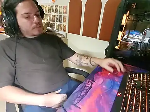 Snapshot of xxxMysticMan chatting on 11/23/25, 03:17 xxxMysticMan online show from 11/23/25, 03:17