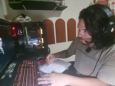 Snapshot of xxxMysticMan chatting on 11/24/25, 06:29 xxxMysticMan online show from 11/24/25, 06:29