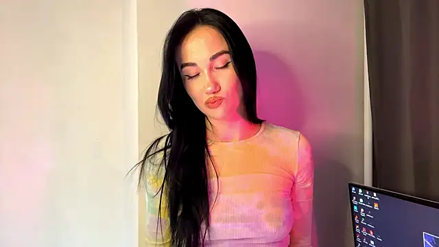 Snapshot of Beautyofnlka chatting on 11/29/25, 02:53 Beautyofnlka online show from 11/29/25, 02:53