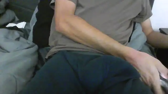 latinman7944 online show from 04/19/26, 06:46