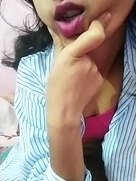 sexylyva online show from 12/16/25, 04:12