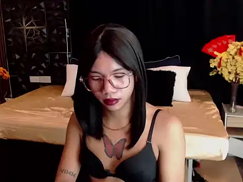 TransGoddessSofia online show from 01/14/26, 09:48