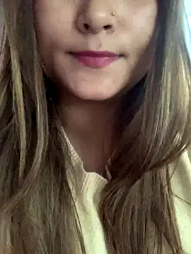 Snapshot of hotladki5 chatting on 11/29/25, 09:23 hotladki5 online show from 11/29/25, 09:23