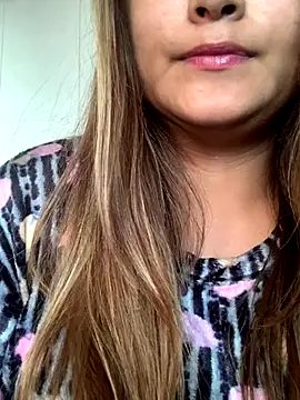 hotladki5 online show from 12/23/25, 10:35