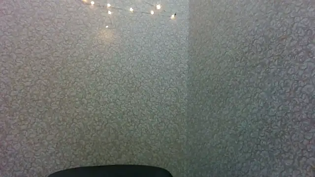 Snapshot of Dark_lady99 chatting on 12/14/25, 11:15 Dark lady99 online show from 12/14/25, 11:15