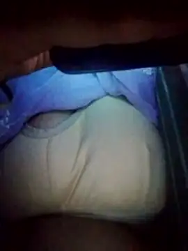 riyababy356 online show from 11/25/25, 11:10