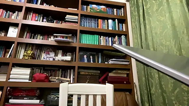 LinaClous online show from 01/11/26, 03:39