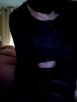 Snapshot of Era_90 chatting on 12/01/25, 02:22 Era 90 online show from 12/01/25, 02:22