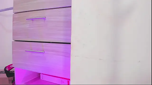 Miss JulietaShadow online show from 12/01/25, 08:25