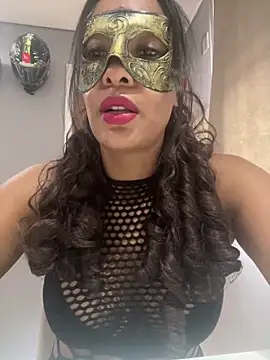 Snapshot of LunnaMaska chatting on 03/17/26, 03:04 LunnaMaska online show from 03/17/26, 03:04