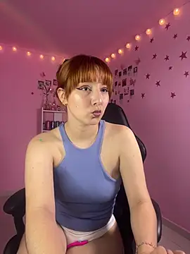 Snapshot of Davne_ chatting on 06/22/26, 11:46 Davne online show from 06/22/26, 11:46