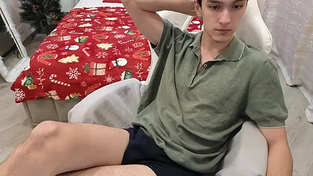 MoonlinSkinn online show from 12/22/25, 01:02