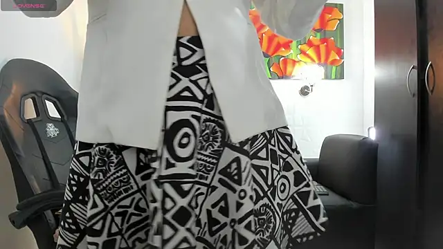 Miss clarepocahose online show from 12/21/25, 04:58