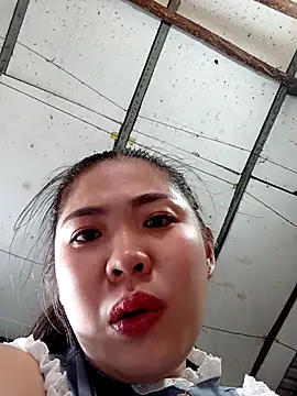 Lin-kute98 online show from 02/18/26, 12:28