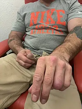 2addictivelyhorny online show from 02/08/26, 09:34