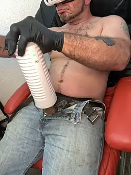 2addictivelyhorny online show from 03/03/26, 10:10