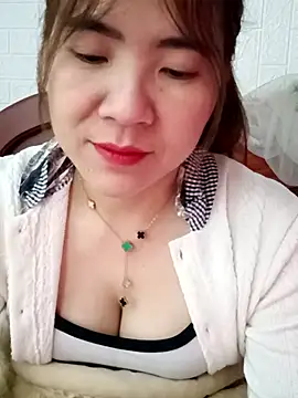 Lily-ross22 online show from 02/10/26, 04:16