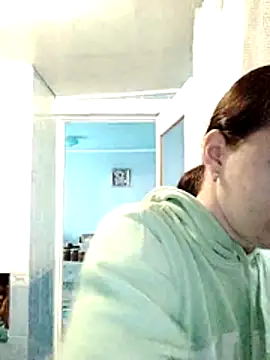 Snapshot of LoweredLockout chatting on 12/14/25, 11:59 LoweredLockout online show from 12/14/25, 11:59