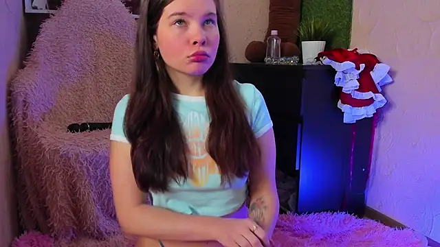 amelialy online show from 12/01/25, 07:46